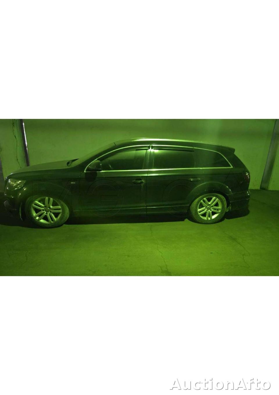 Audi Q7 2011 год