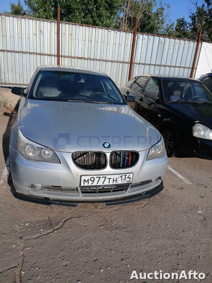 BMW SERIE 5 2006 год