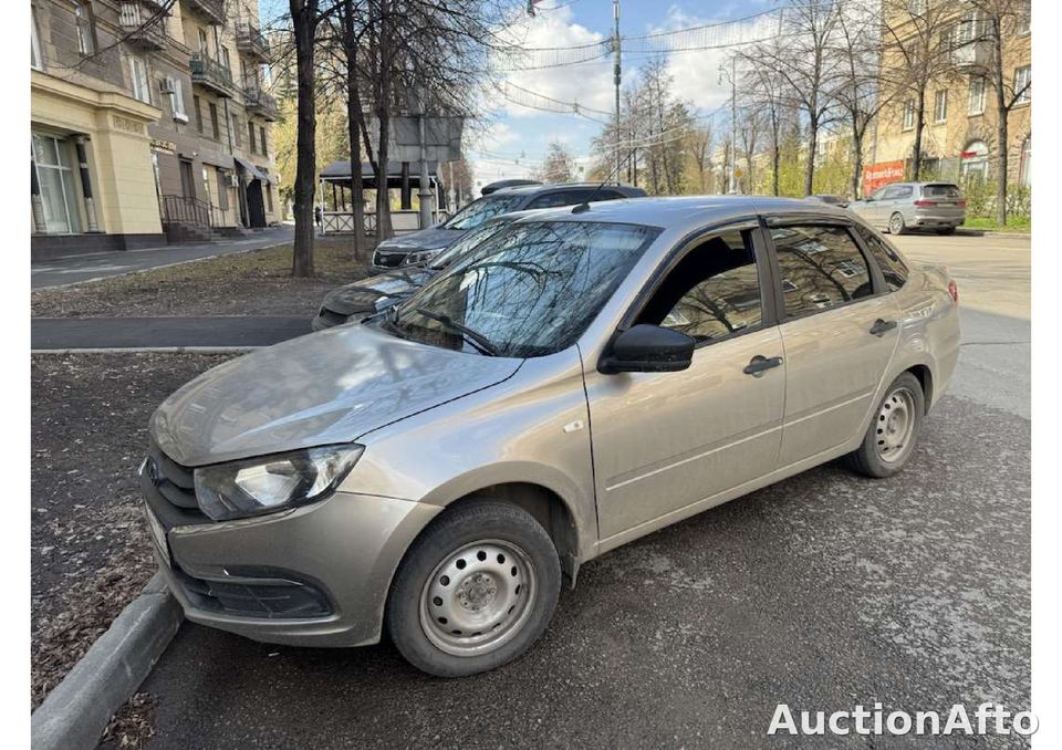 Lada Granta 2019 год