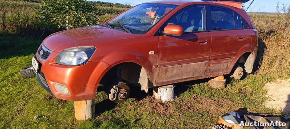 Kia Rio 2009 год