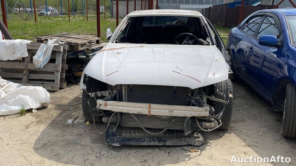 Audi A4 2010 год