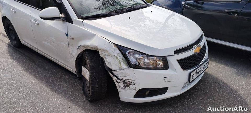 Chevrolet Cruze 2012 год