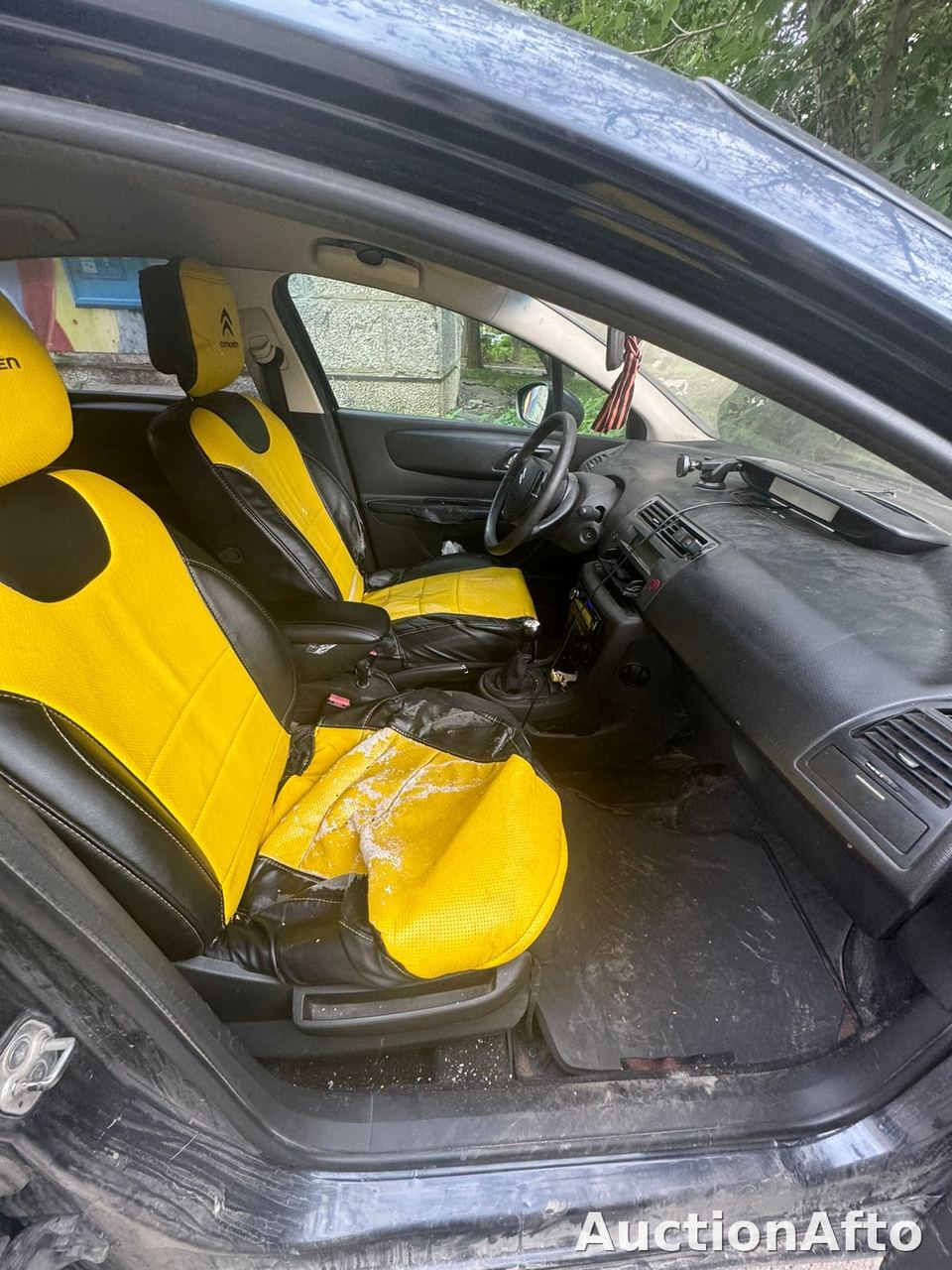 Peugeot 408 2012 год