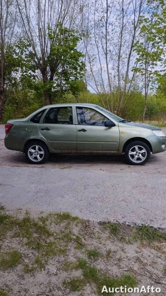 Lada Granta 2012 год