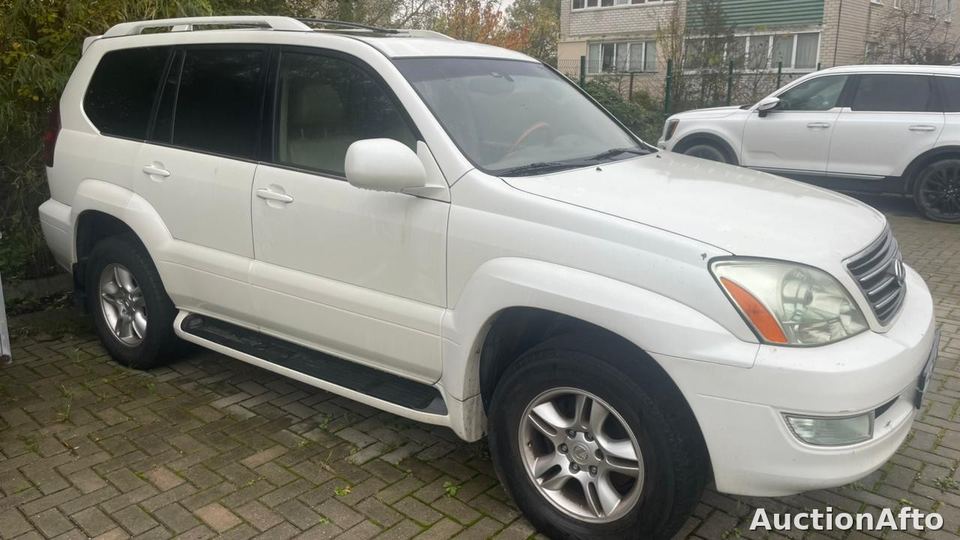 Lexus GX 470 V8 2004 год