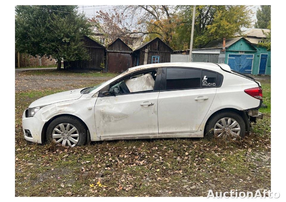 Chevrolet Cruze 2012 год