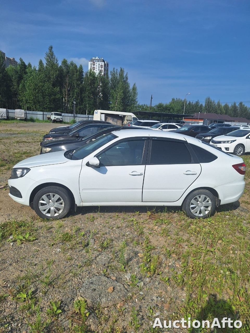 Lada Granta 2023 год