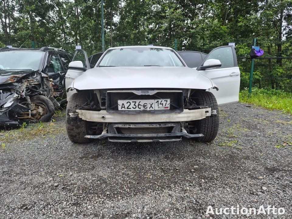 BMW 320D 2018 год