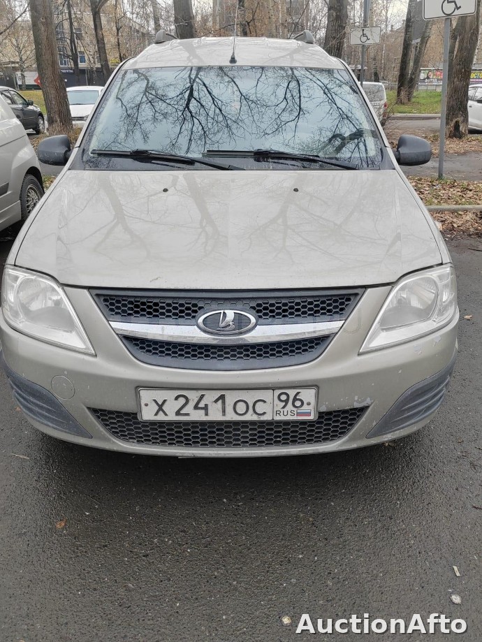 Lada Largus 2013 год