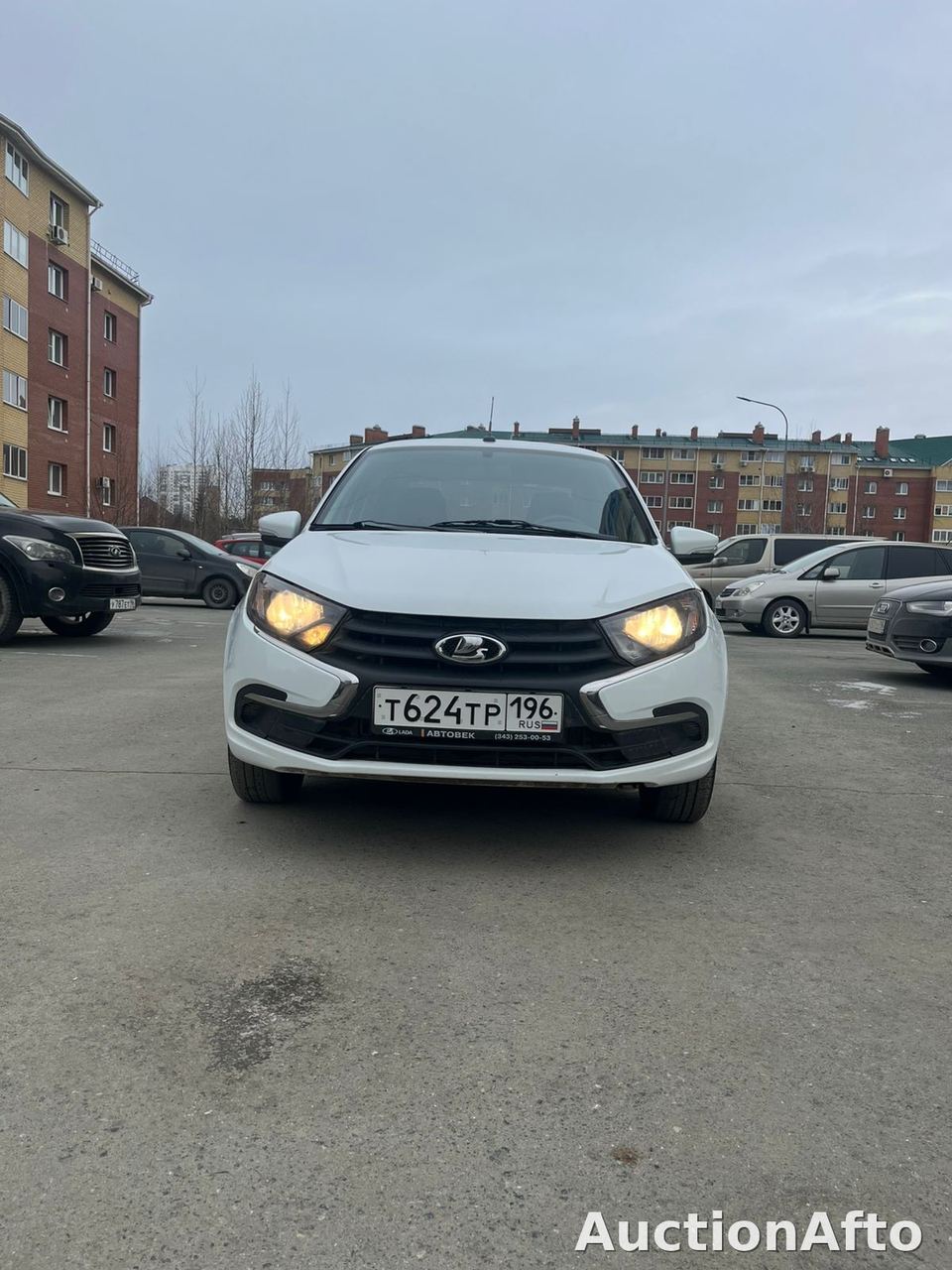 Lada Granta 2024 год