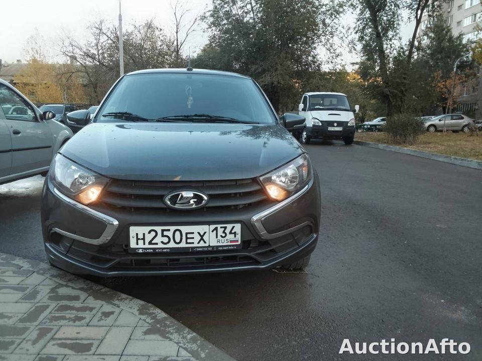 Lada Granta 2024 год