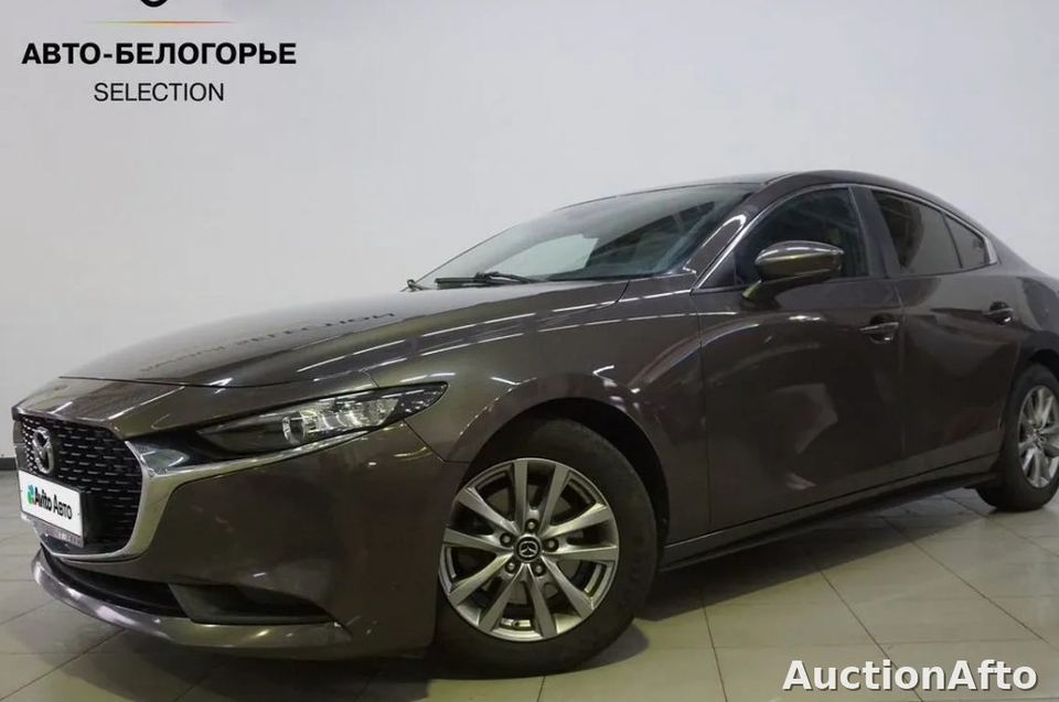 Mazda 3 2019 год