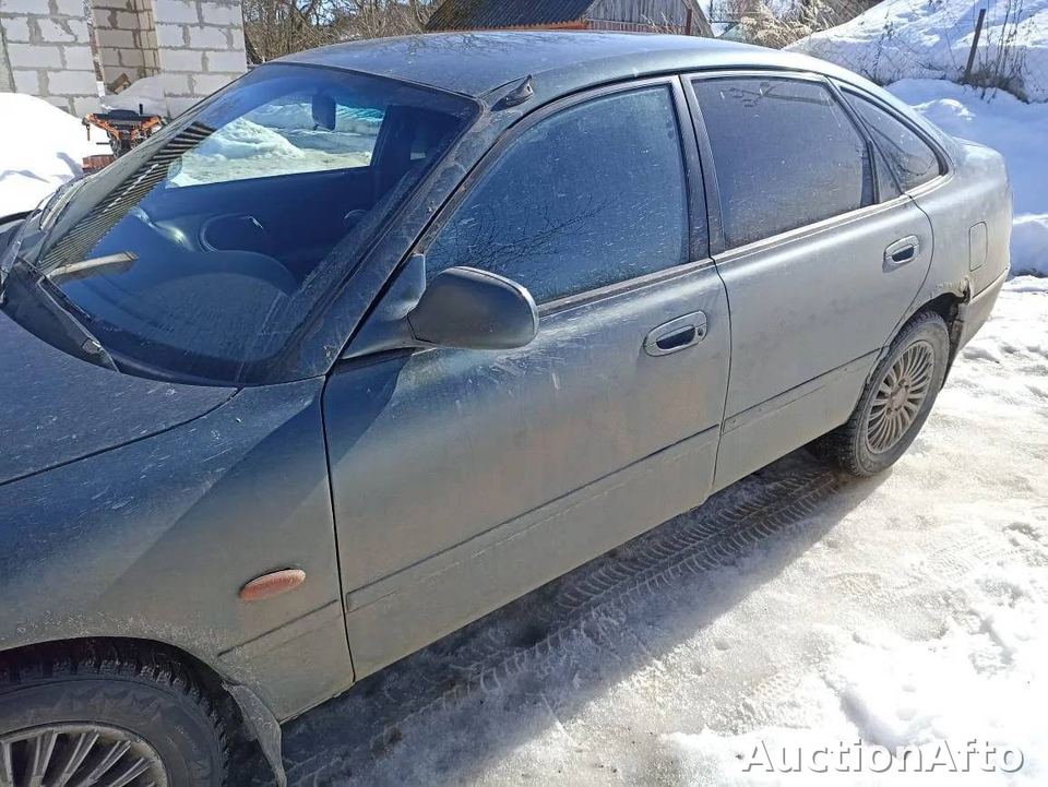 Mazda 626 1997 год