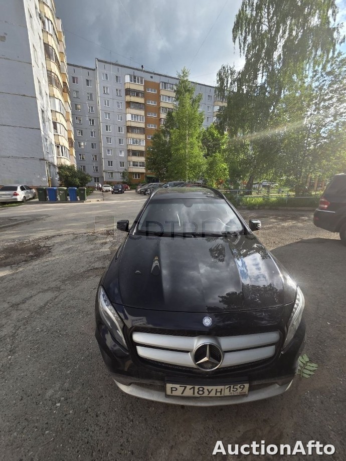Mercedes-Benz GLA 2016 год
