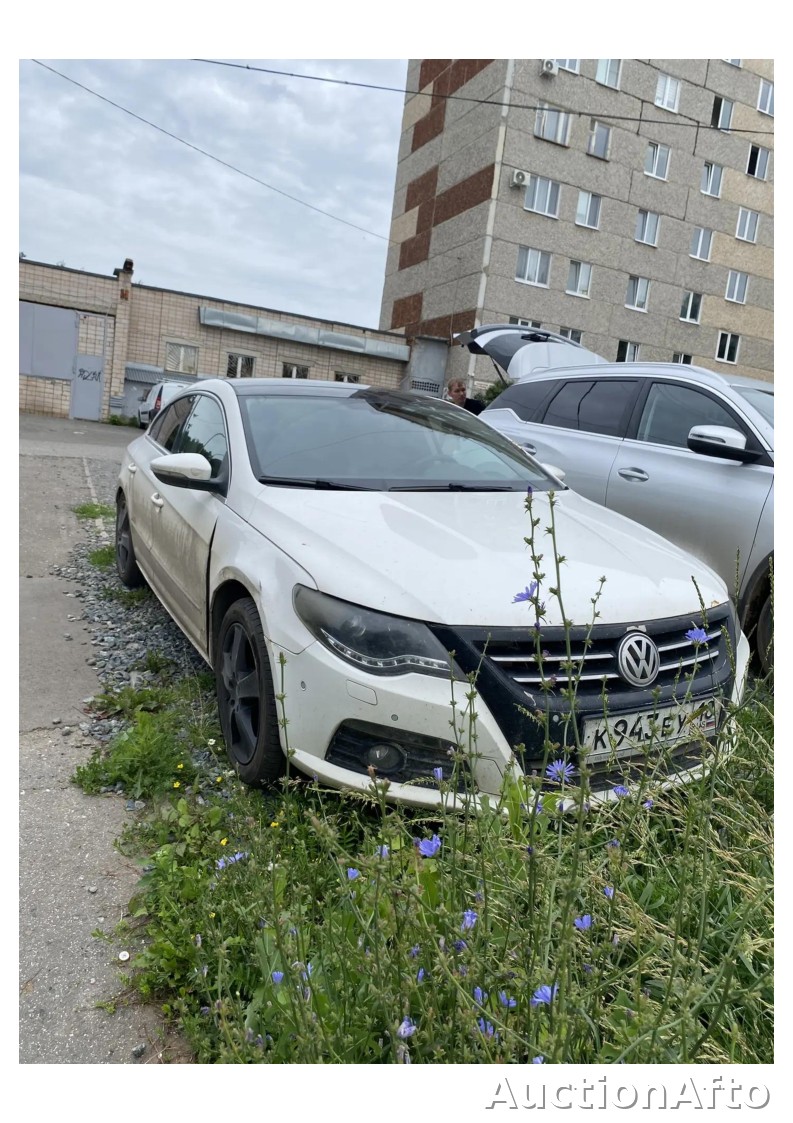 Volkswagen Passat CC 2011 год