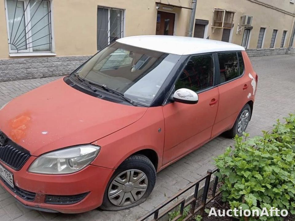 Skoda Fabia 2014 год