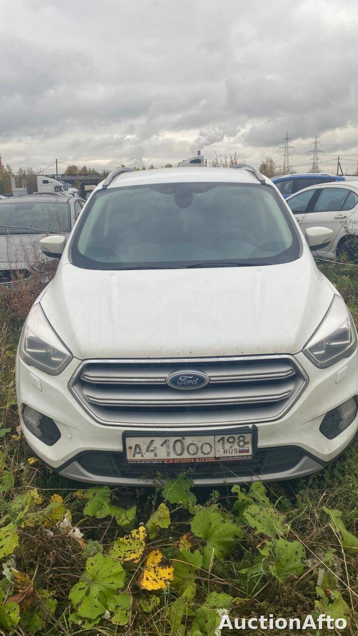 Ford Kuga 2018 год