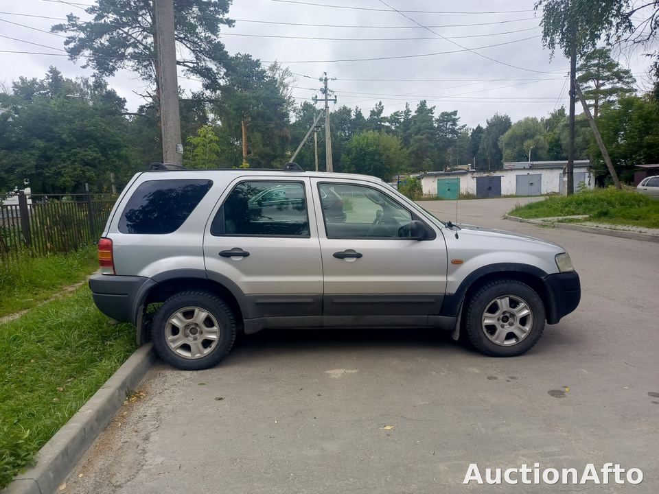 Ford Maverick 2003 год