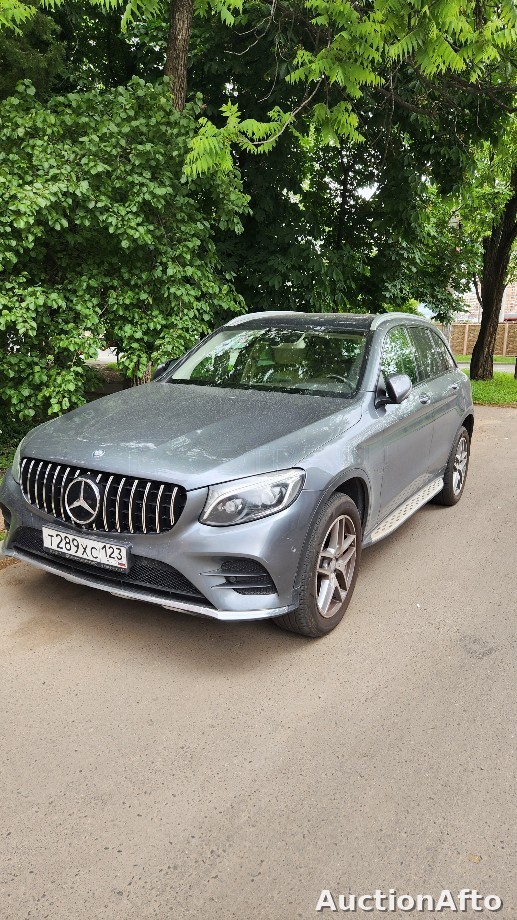 Mercedes-Benz GLC300 4MATIC 2015 год
