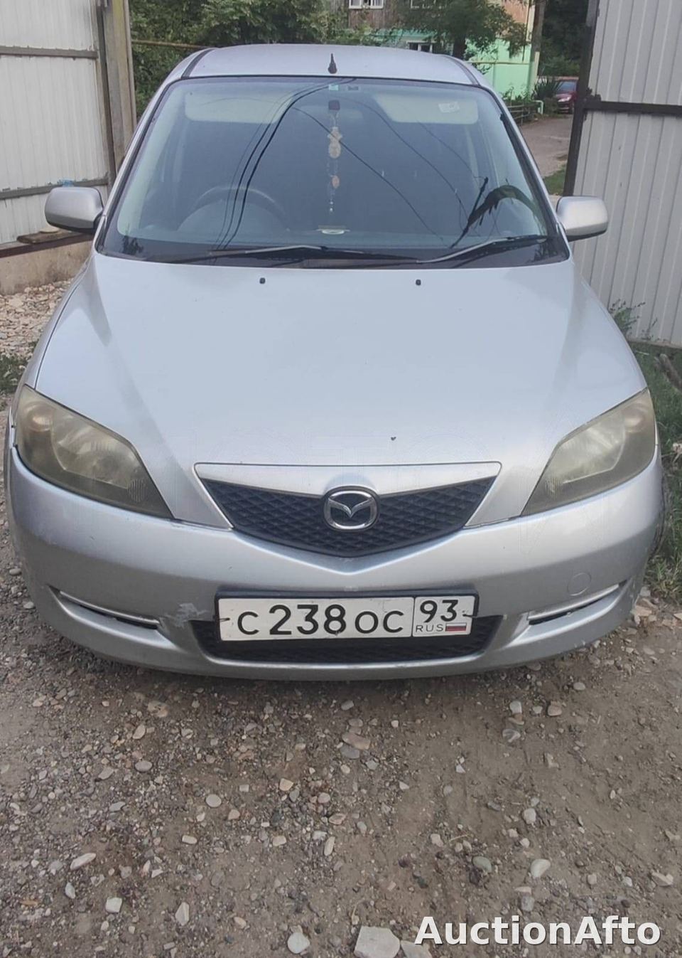 Mazda Demio 2003 год