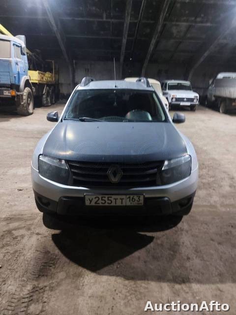 Renault Duster 2015 год