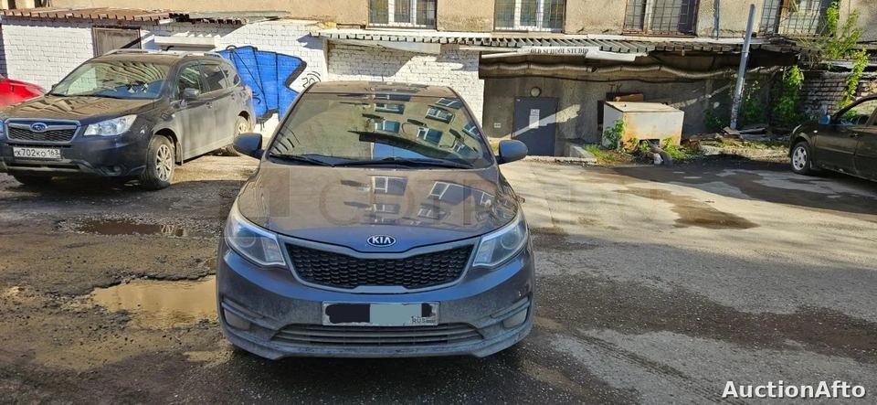 Kia Rio 2015 год