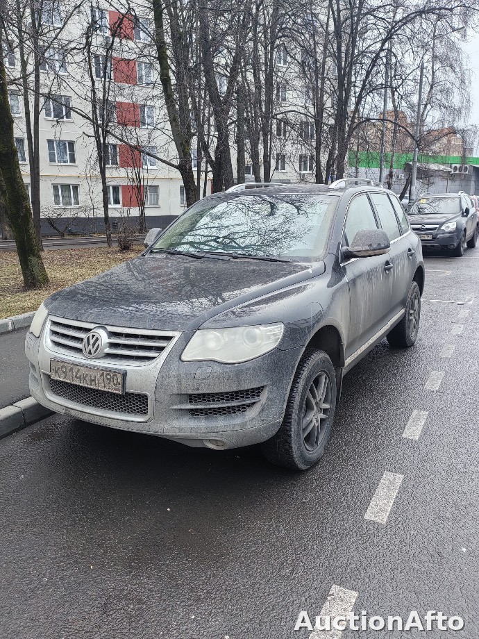 Volkswagen Tuareg 2010 год