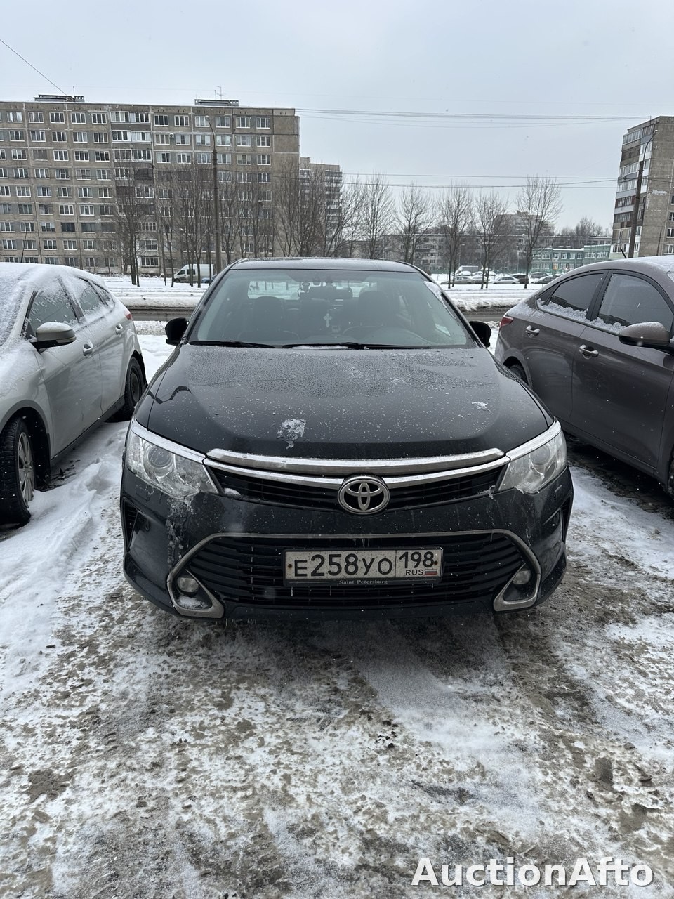 Toyota Camry 2016 год