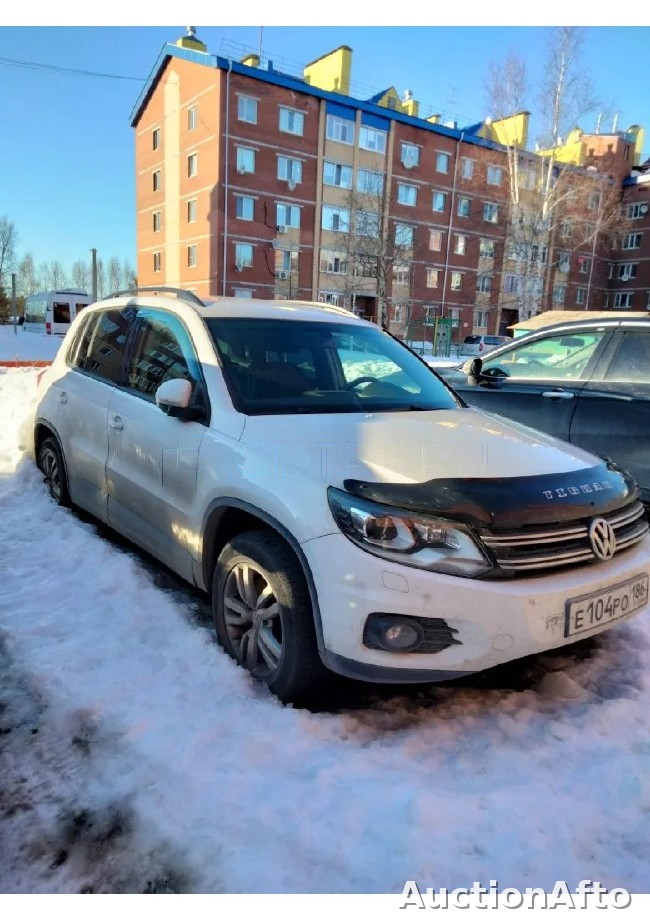 Volkswagen Tiguan 2012 год