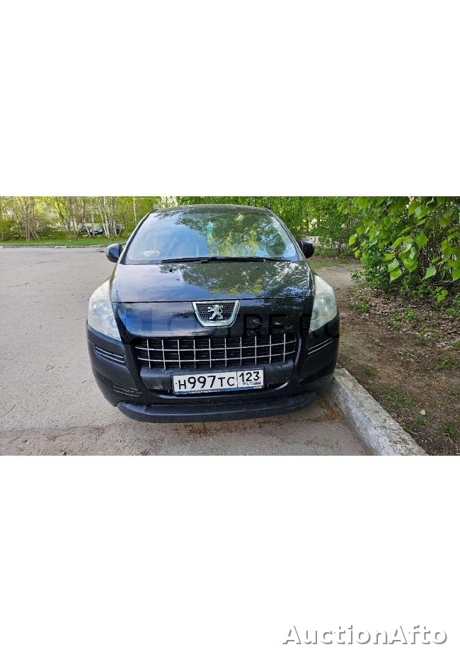 Peugeot 3008 2011 год