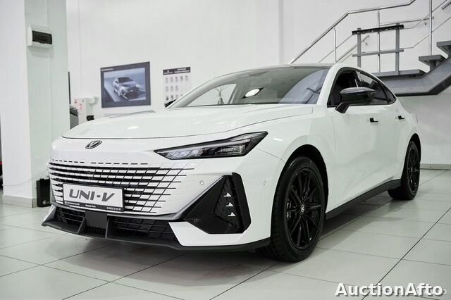 Changan Uni V 2023 год