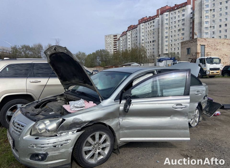 Toyota Avensis 2007 год