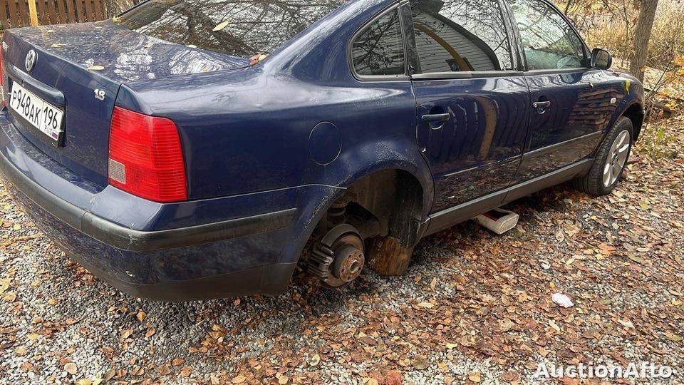Volkswagen Passat 1999 год