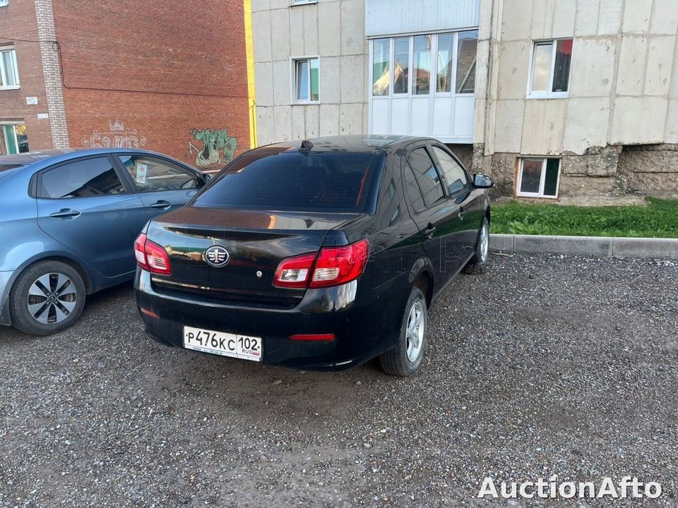 FAW V5 2013 год