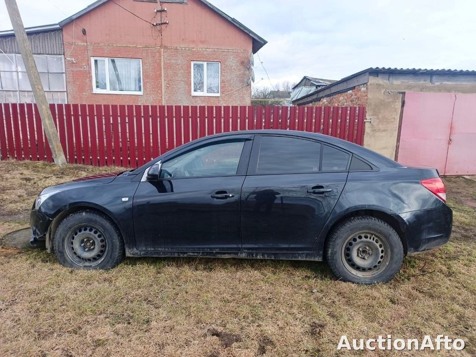 Chevrolet Cruze 2012 год