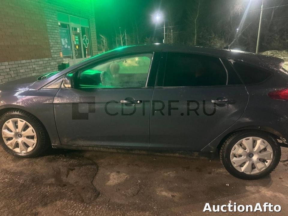 Ford Focus 2011 год