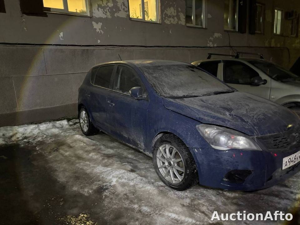 Kia Ceed 2010 год