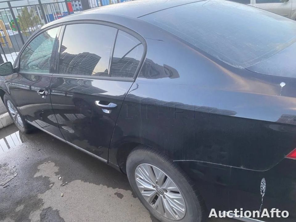 Volkswagen Passat 2012 год