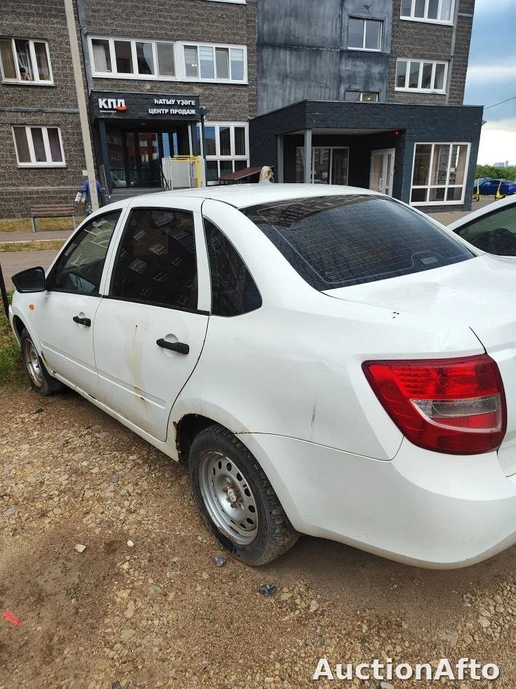 Lada GRANTA 2015 год