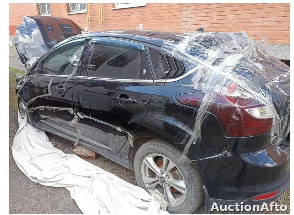 Ford Focus 2011 год