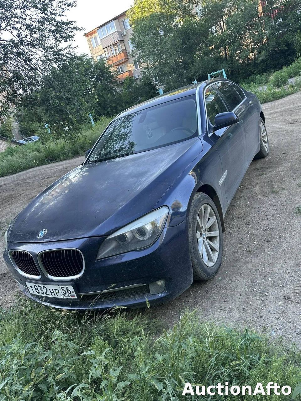 BMW 7 серии 2011 год