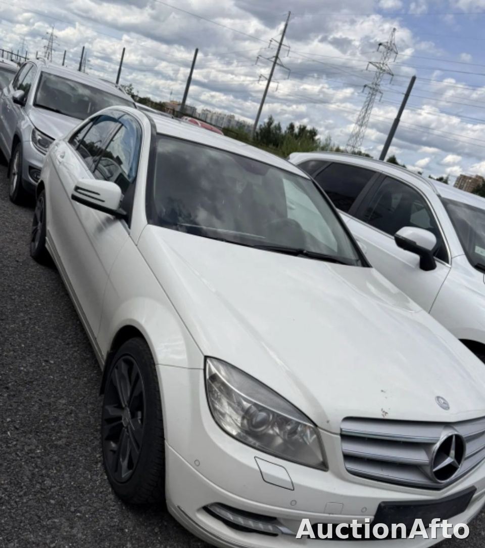 Mercedes-Benz C-Класс 2010 год