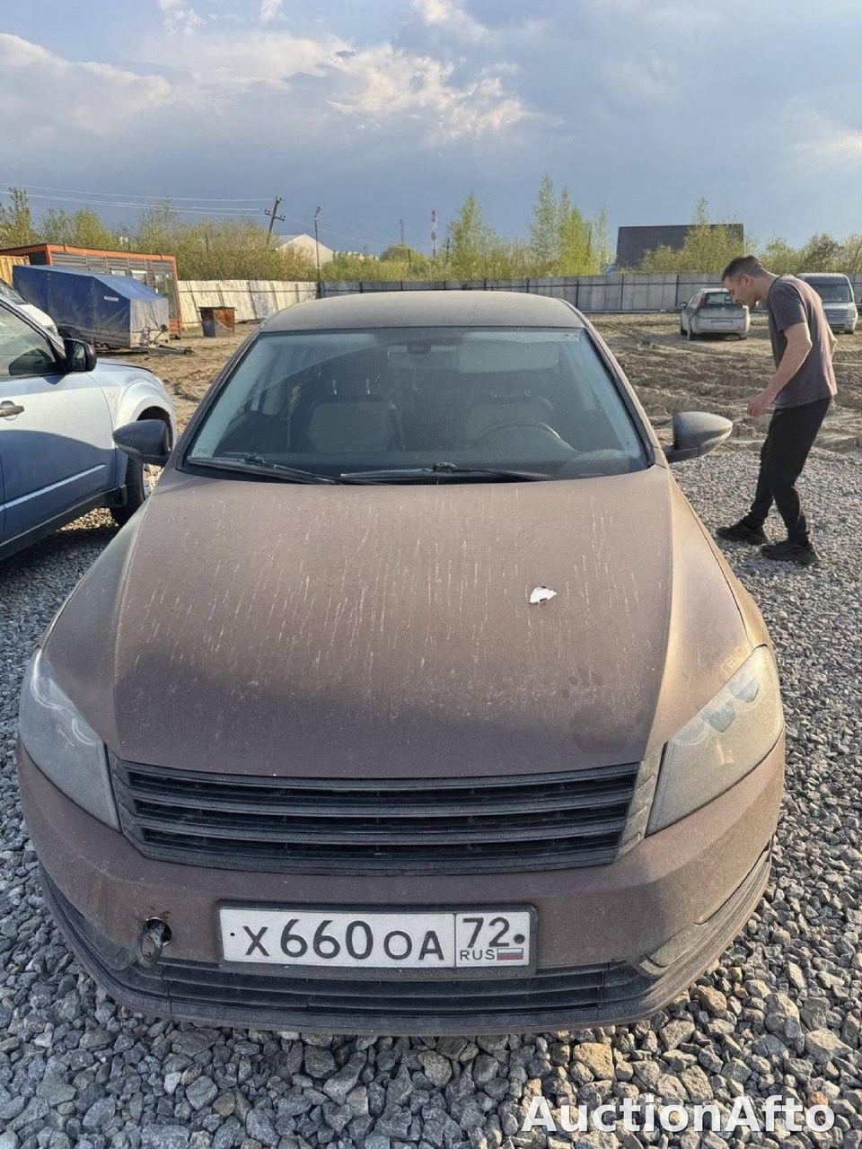 Volkswagen Passat 2011 год