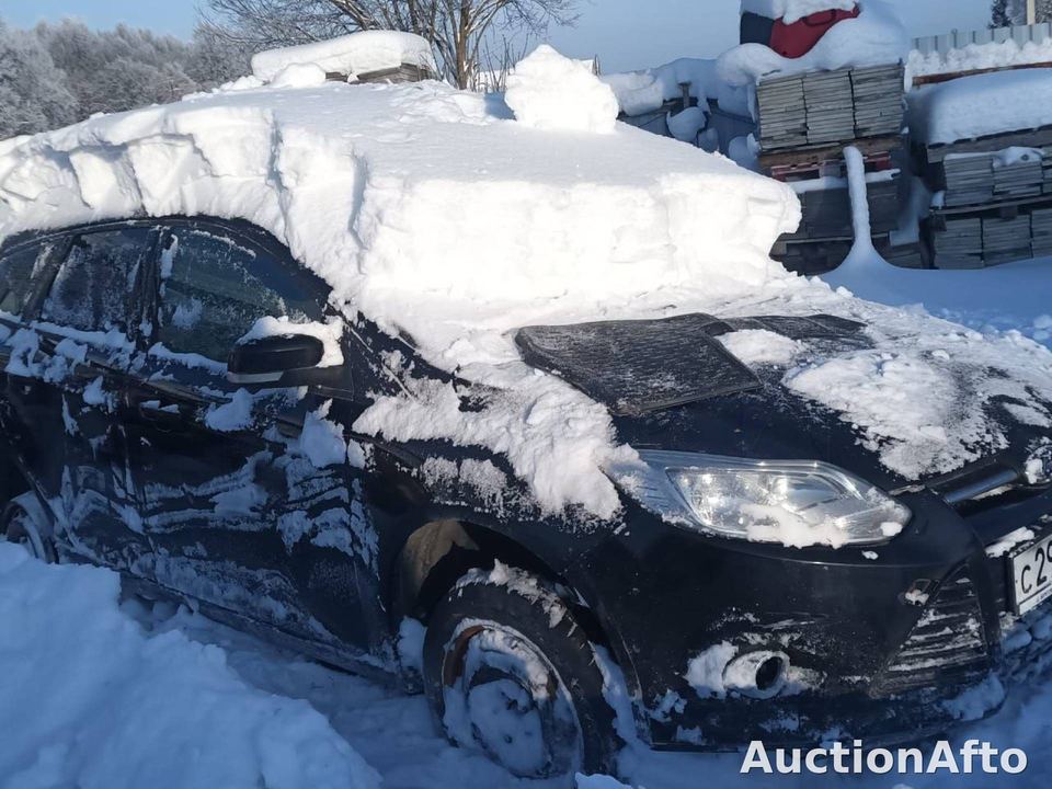 Ford Focus 2012 год