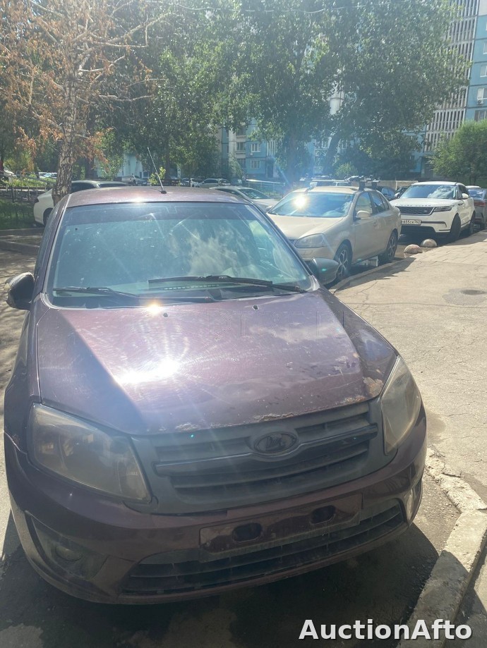 Lada Granta 2015 год