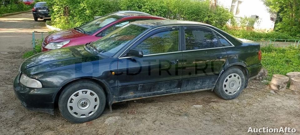 Audi A4 1998 год