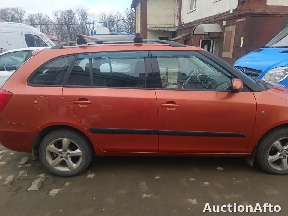 Skoda Fabia 2008 год
