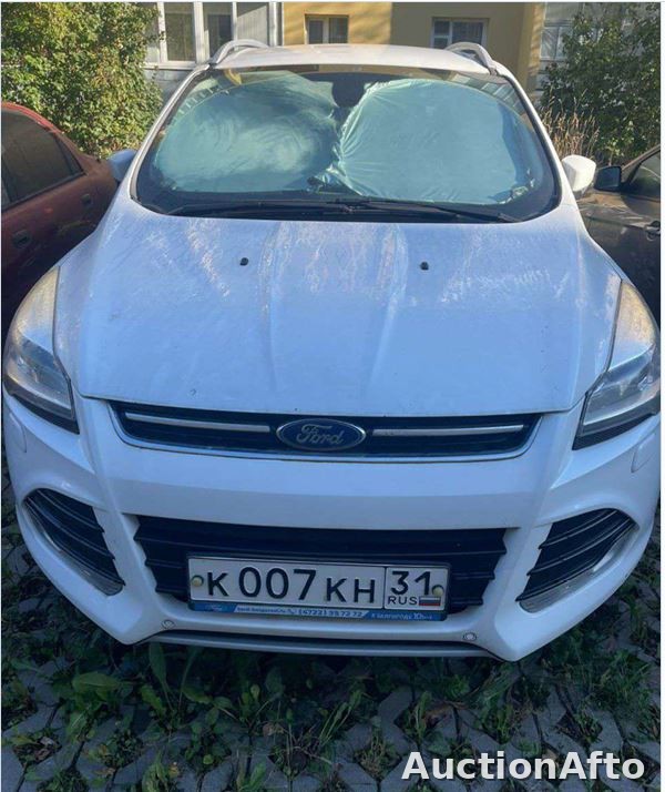 Ford Kuga 2016 год