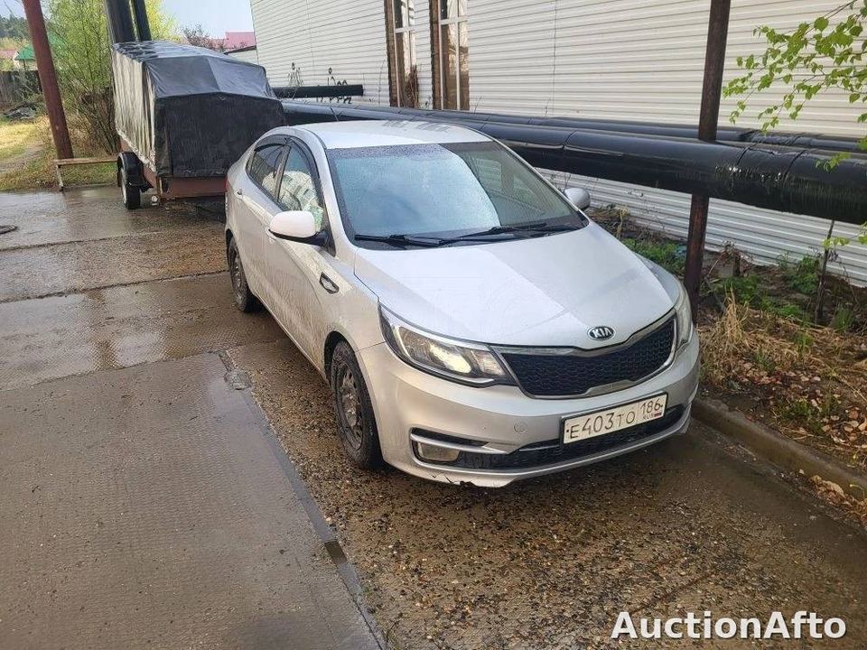 Kia Rio 2015 год