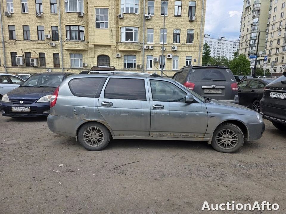Lada Priora 2011 год